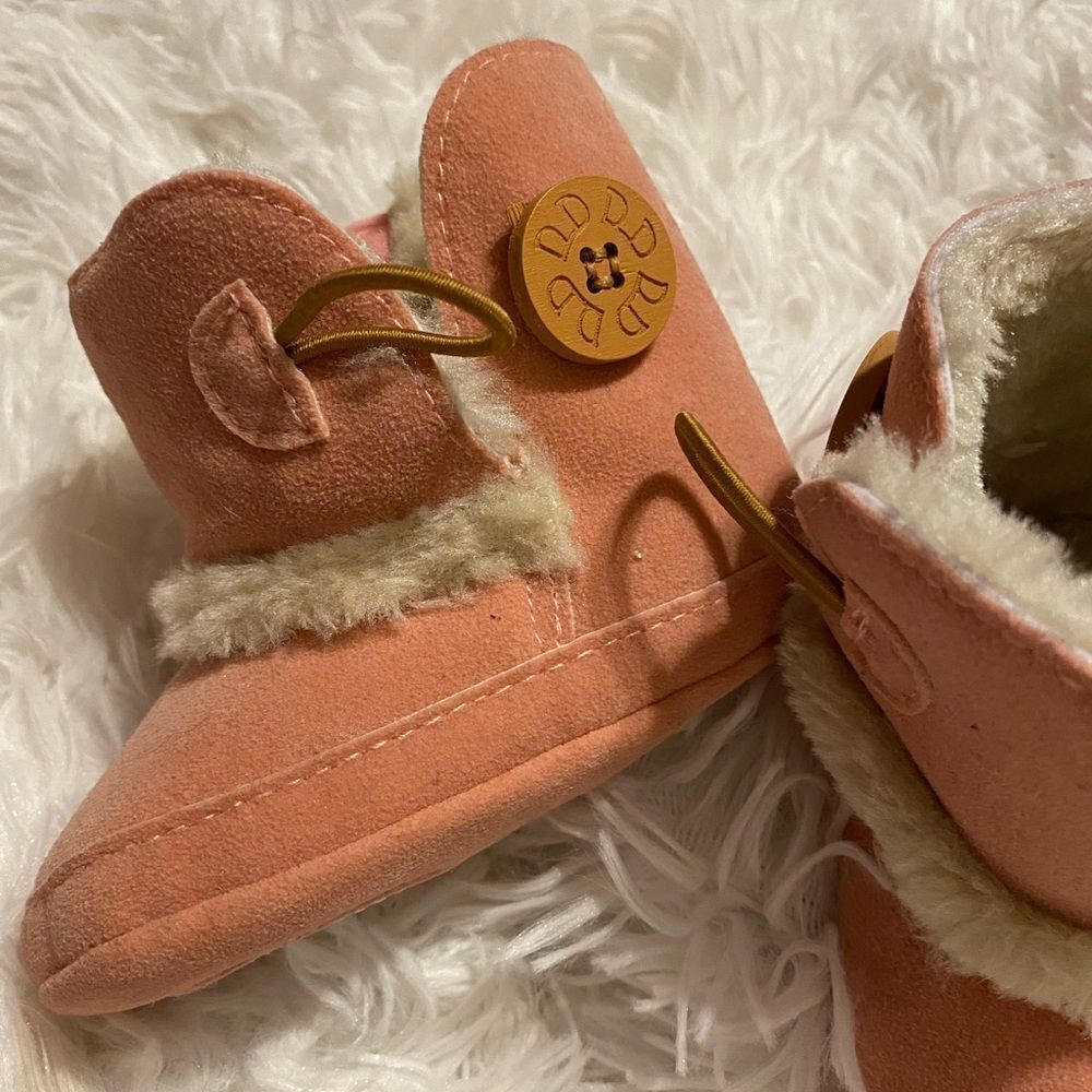 *NWOT* Pink Leather & Fur Baby Boots